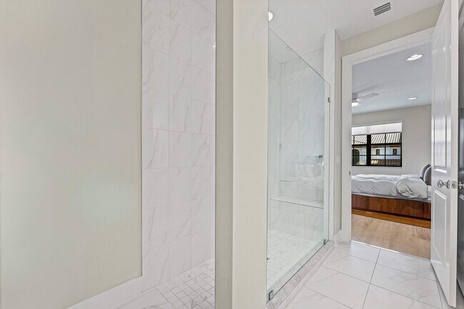 Building Photo - 5251 Beckman Ter