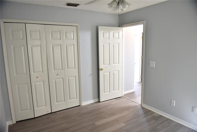 Building Photo - 271 Daniels Pointe Dr