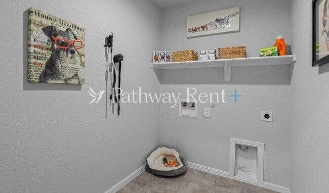 Building Photo - 9468 Mint Hill Dr