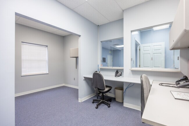 Building Photo - 305 Grady Rd