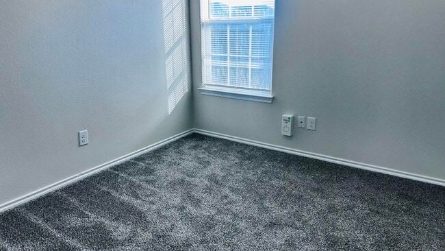 Building Photo - 8903 Terrell Ave