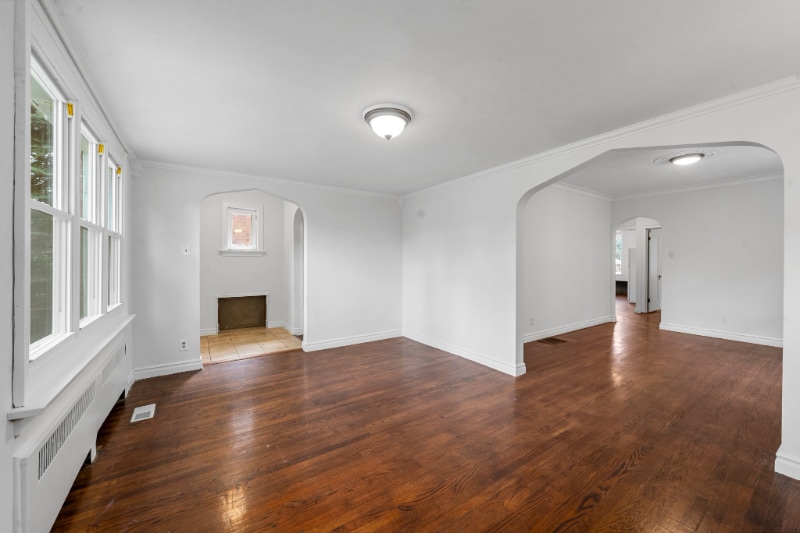 Building Photo - 3752 Taft Ave