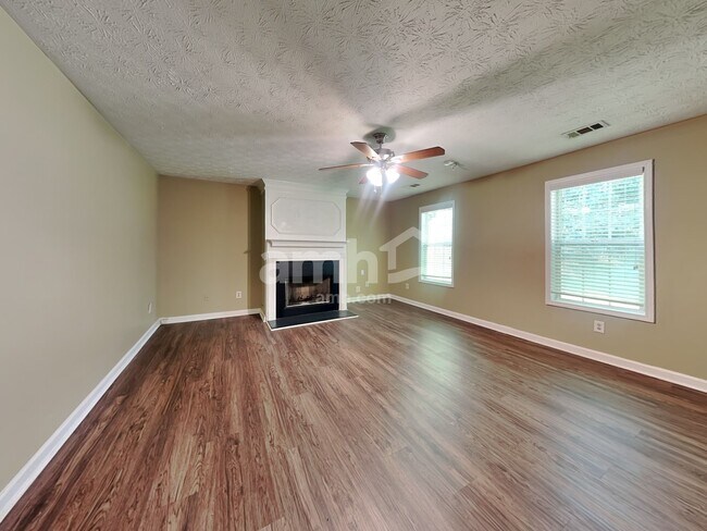 Building Photo - 3442 Kittery Dr