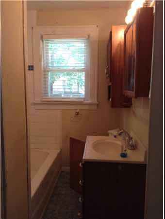 Building Photo - 3 Bedroom, 1.5 bath Home, Available: July 2026!