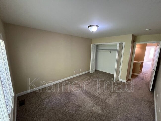 Building Photo - 41472 Glade Rd