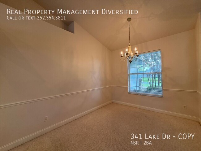 Building Photo - 341 Lake Dr