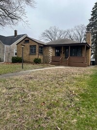 Building Photo - 3 Bedroom 2 Bathroom House in Lansing !!!!...