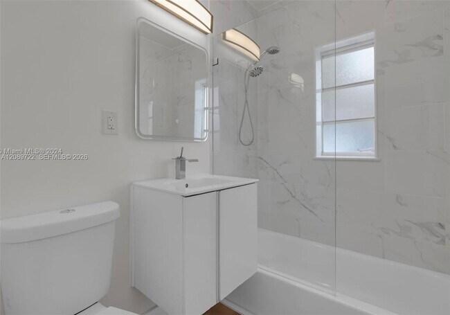 Building Photo - 345 NW 44th St