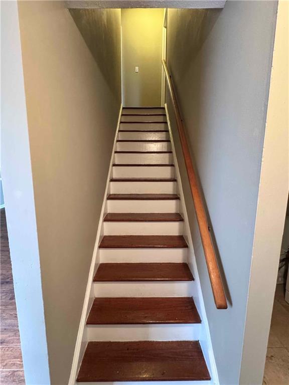 Building Photo - 3091 Colonial Way