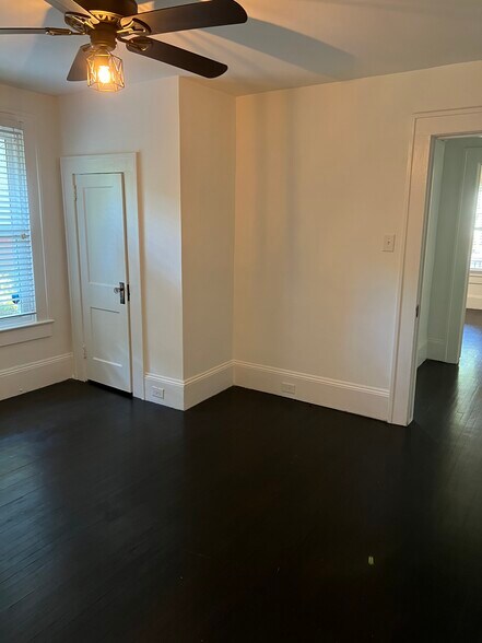 Building Photo - 1101 Fern Ave