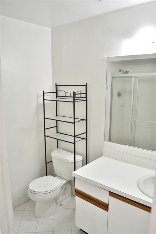 Building Photo - 8237 NW 8th Ct