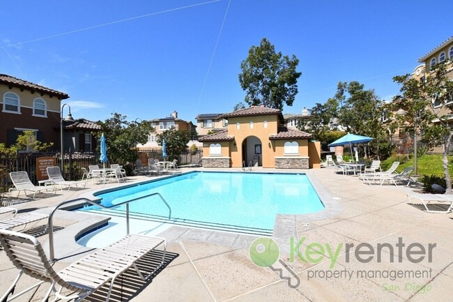 Building Photo - Townhouse in the heart of San Elijo Hills |  San Marcos