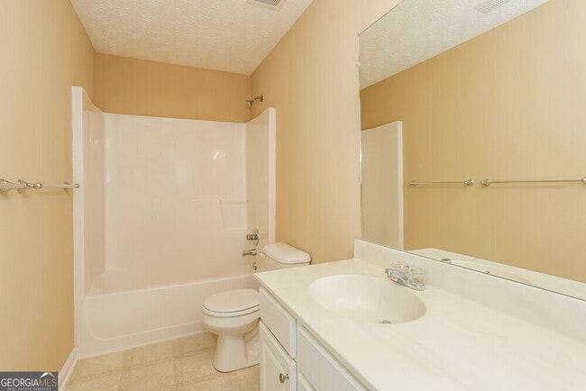 Building Photo - 934 Mill Creek Ave