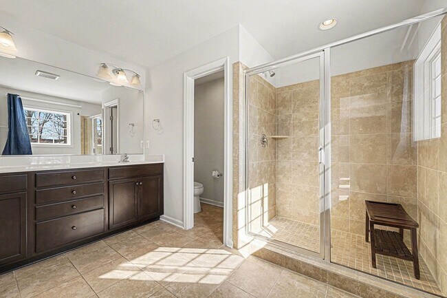 Building Photo - Luxurious Living Lewis Style: A Spacious 5-Bedroom Home with Modern Elegance