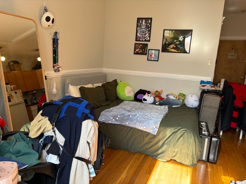 Building Photo - 38 Hemenway St