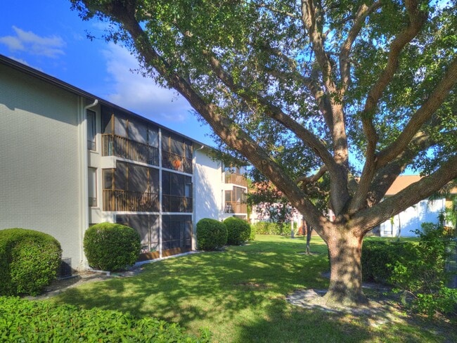 Building Photo - 7203 Curtiss Ave