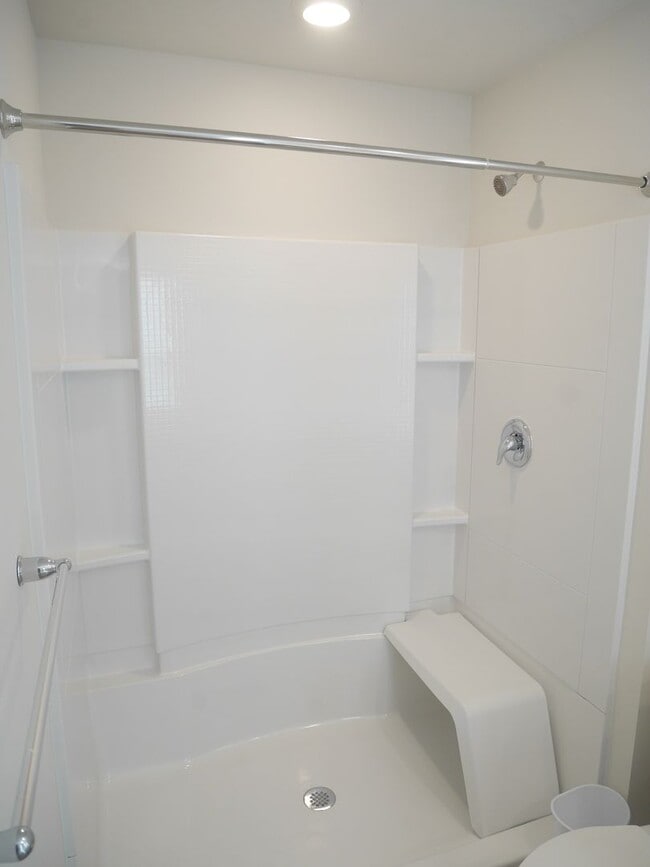 Building Photo - Live Modern in Salisbury – 3BR Townhome wi...