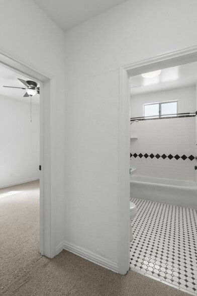 Building Photo - 6282 Commodore Sloat Dr