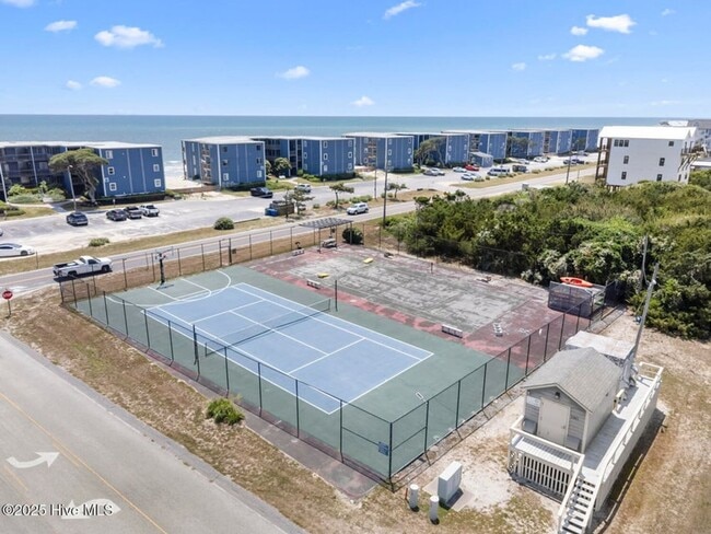 Building Photo - Fully Furnished Condo Available Short Term