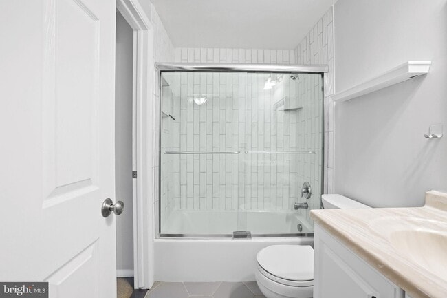 Building Photo - 2858 New Providence Ct