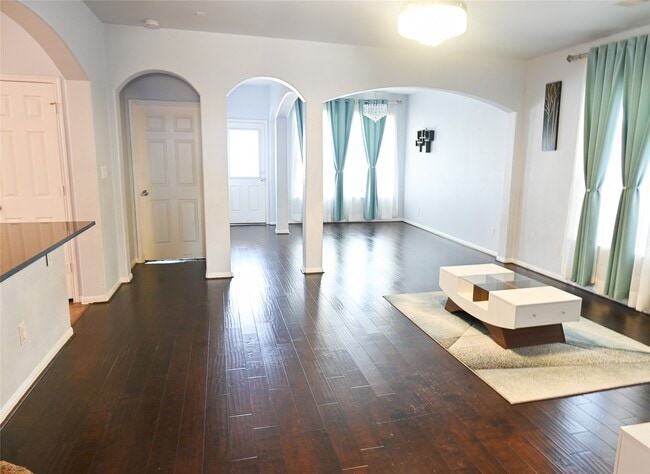 Building Photo - 5418 Gibralter Pl