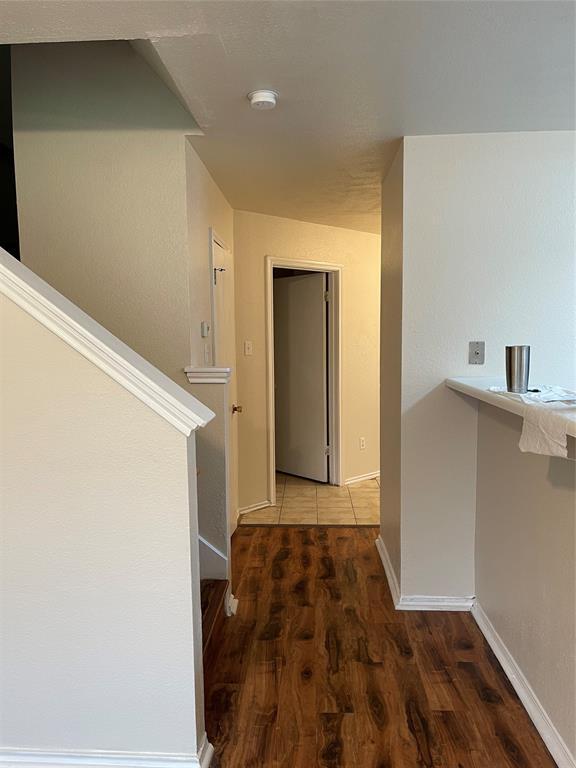 Building Photo - 1013 Christopher Ave