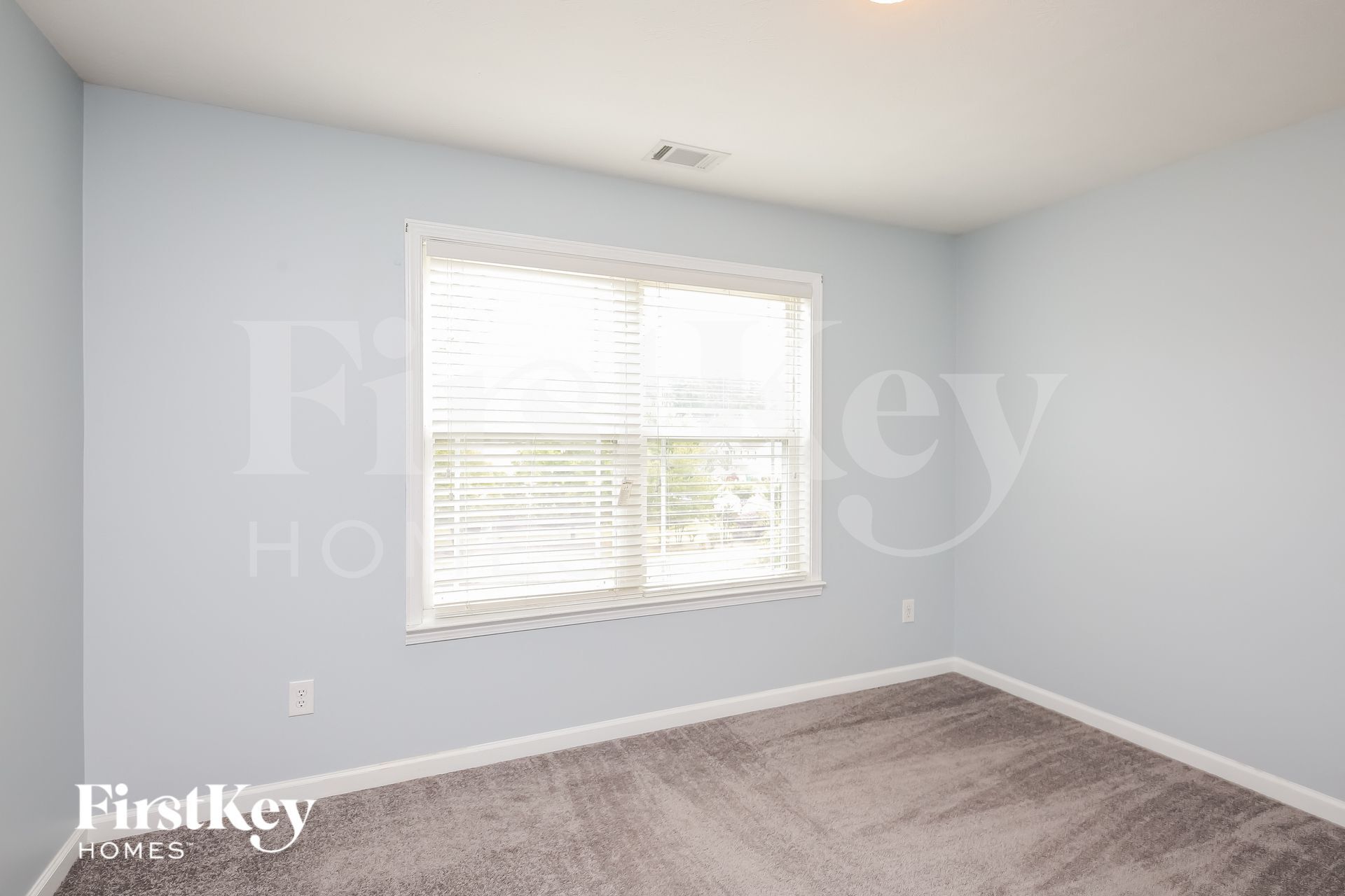 Building Photo - 39 Lighthouse Dr