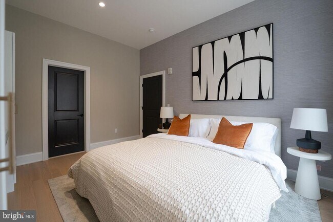 Building Photo - 200S Broad St