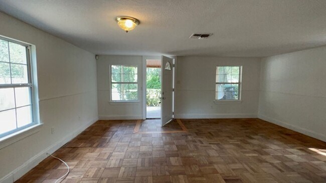 Building Photo - Charming 3BR Home in Ocoee – Cozy Living with Great Location!