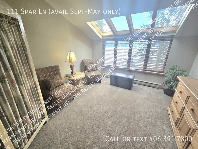 Building Photo - 111 Spar Ln