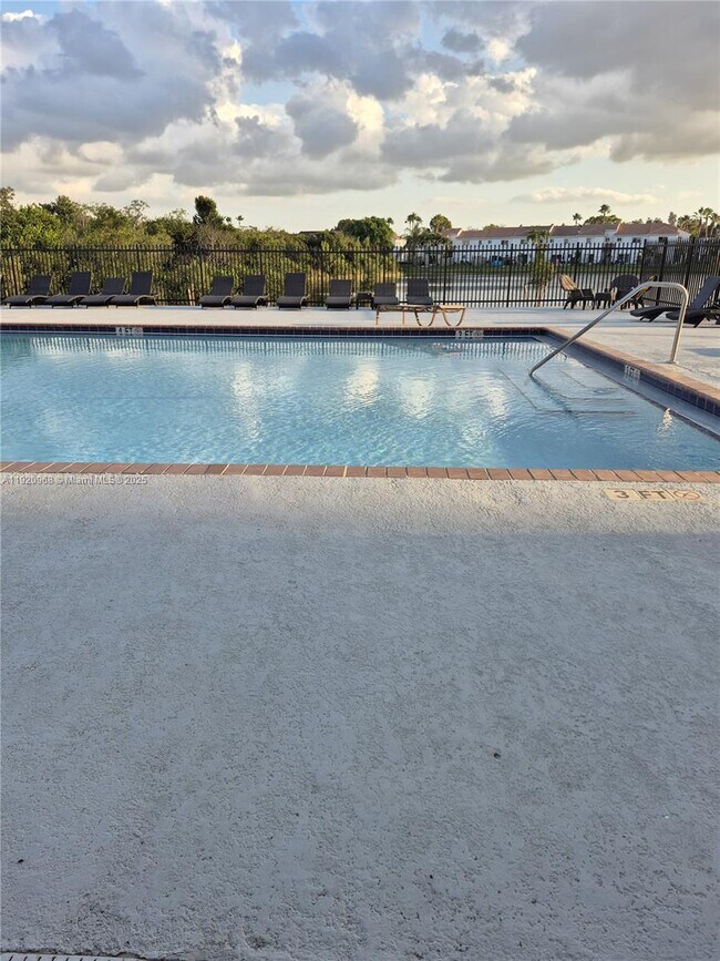 Building Photo - 965 SW 147th Ct