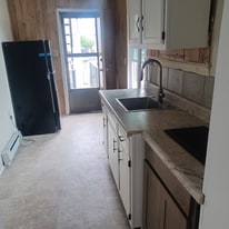 Kitchen - 324 Franklin St