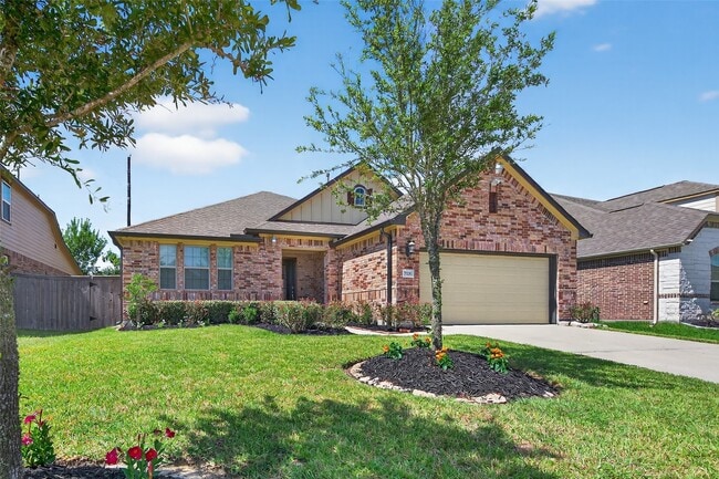 Building Photo - 2726 Tumlinson Dr