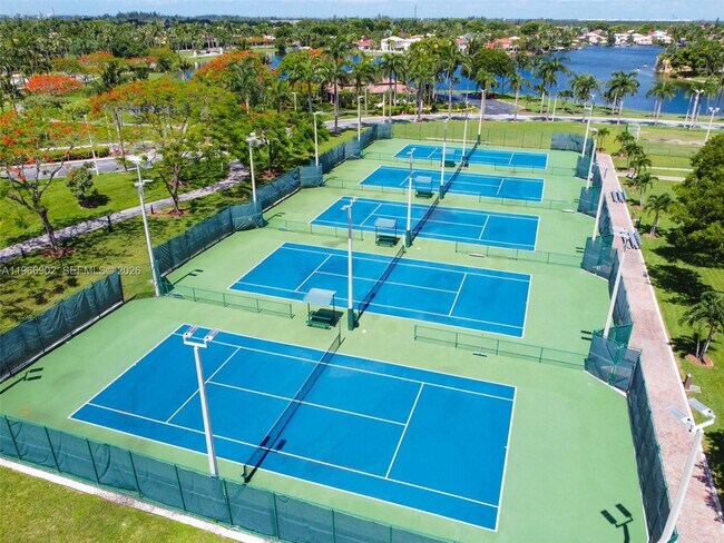 Building Photo - 11304 NW 66th St