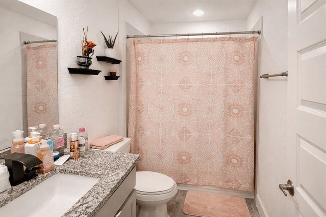 Building Photo - 31606 Roldan Ln