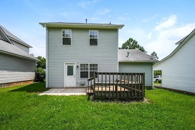 Building Photo - 449 Amir Cir