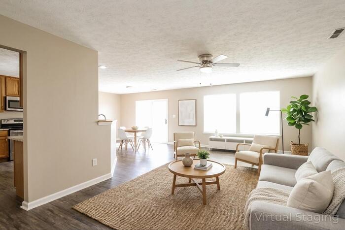 Building Photo - 2733 Dawnlake Dr