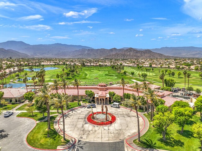 Building Photo - 44085 Royal Troon Dr