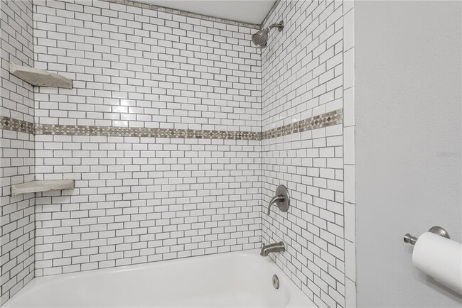 Building Photo - 3325 Bayshore Blvd