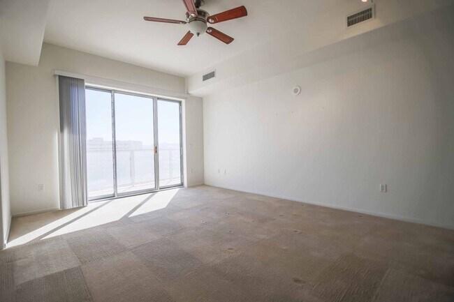 Building Photo - 8255 S Las Vegas Blvd