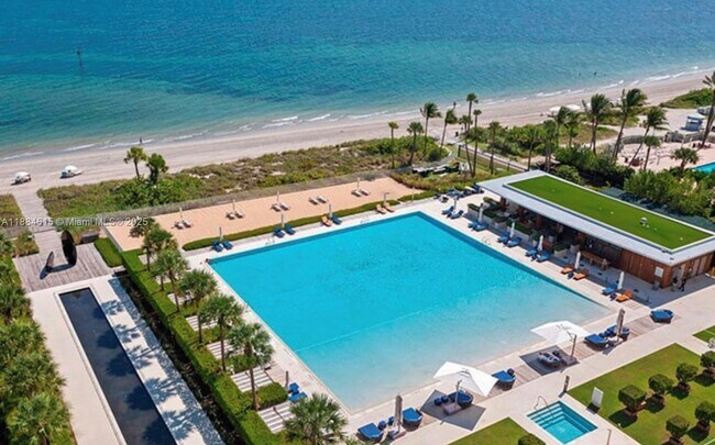 Building Photo - 360 Ocean Dr