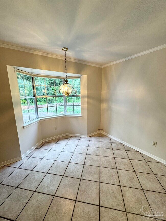 Building Photo - 6740 Bunker Hill Cir