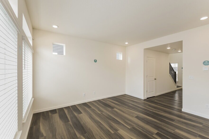Building Photo - 4712 N Tower Dr