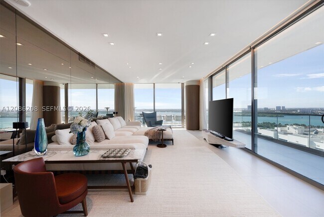 Building Photo - 10203 Collins Ave