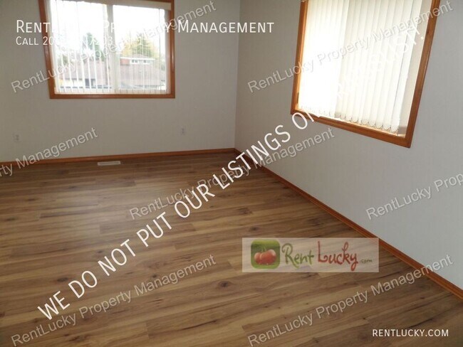 Building Photo - 5039 S 178th St