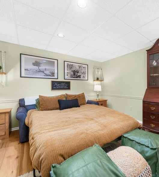 Bedroom 4 Downstairs - 1212 Old Mill Rd