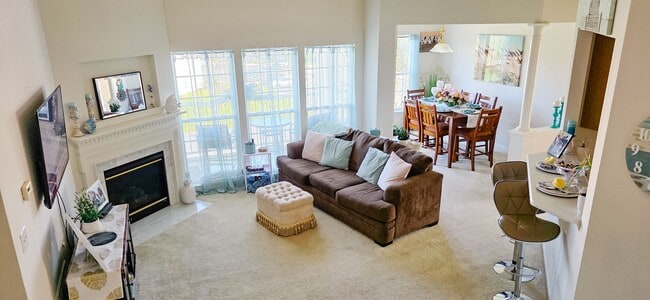 Building Photo - Stunning 2-Bed, 2-Bath Condo in Salisbury