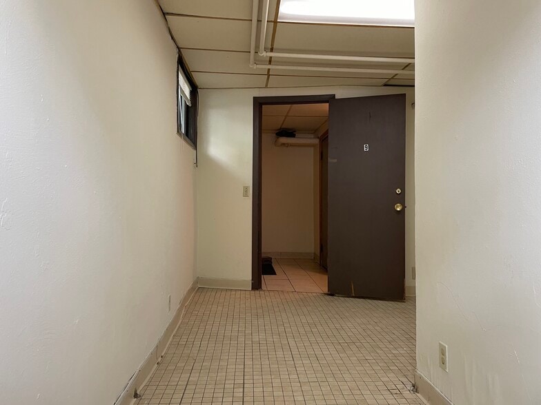 Building Photo - 2019 Sherman Ave