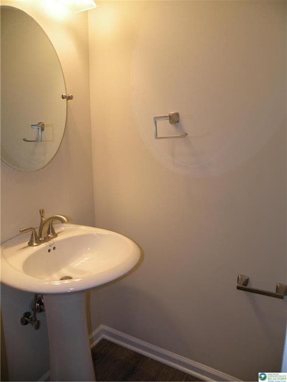 Building Photo - 607 Linden St