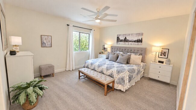 Building Photo - 4209 W Mesquite Way